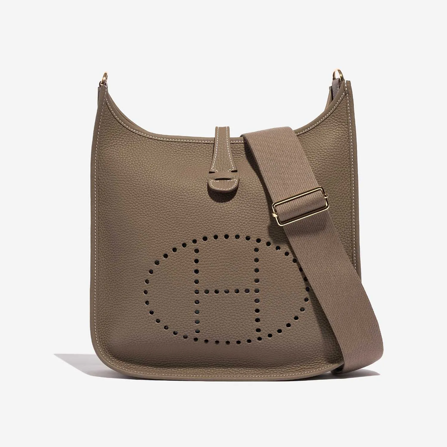 限定30個！売り切れ次第終わり！【Hermes|公式サイトは正規品】「STORY」雑誌掲載高垣麗子さんの愛用しているエルメスの大人気新作“Évelyne”バッグを入手