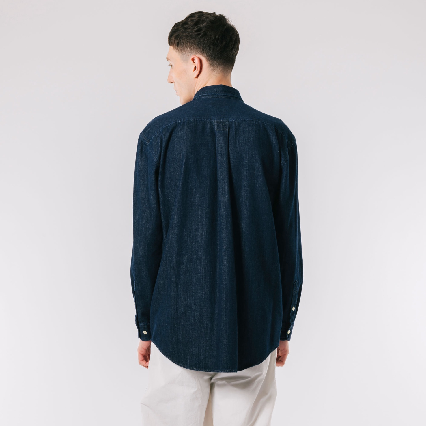 【1枚買うともう1枚プレゼント】LACOSTE 2023新作 アシンメトリーデニムシャツ