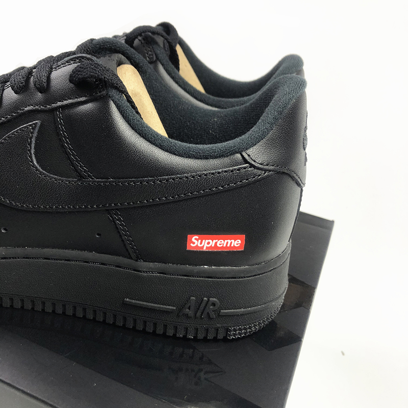 ☆人気☆【SUPREME×NIKE AIR FORCE 1 LOW】送料無料★送関込★激レア確定！世界が欲しがるプレミアムな一足♪