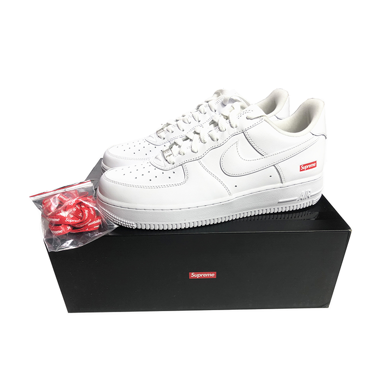 ☆人気☆【SUPREME×NIKE AIR FORCE 1 LOW】送料無料★送関込★激レア確定！世界が欲しがるプレミアムな一足♪